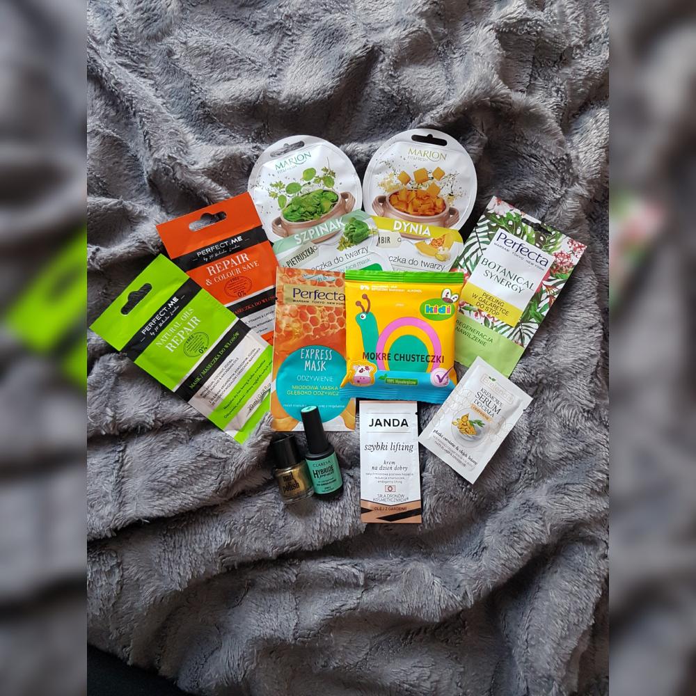 ✩ Kalendarz urodzinowy Clouders ✩