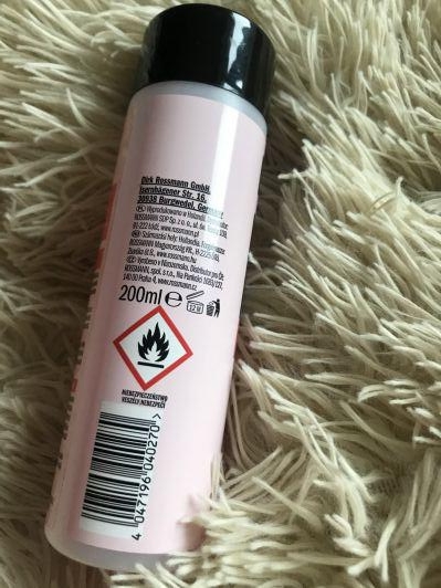 Isana Zmywacz do paznokci bez acetonu