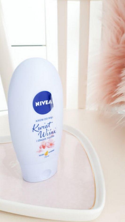 Nivea Kwiat Wiśni i Olejek Jojoba, Olejek w kremie do rąk