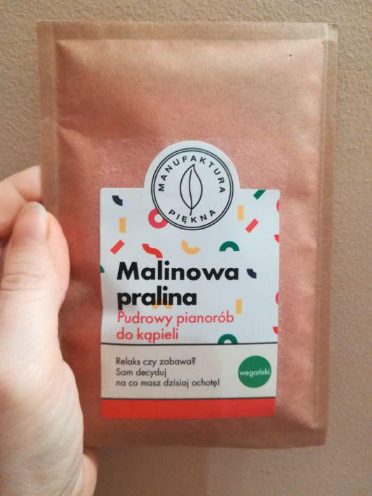 Marba Cosmetics Manufaktura Piękna, Pudrowy pianorób do kąpieli, Malinowa pralina