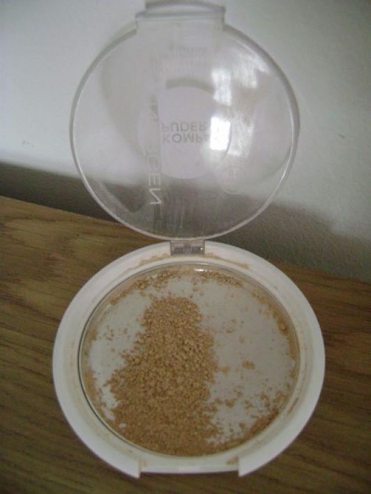 Synergen Puder antybakteryjny do twarzy w kompakcie, nr 02 Beige