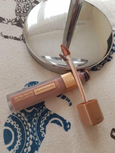 Loreal, pomadka matowa w płynie