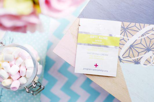 FlosLek Anti Acne, Antybakteryjny Krem Matujący do skóry tłustej i trądzikowej