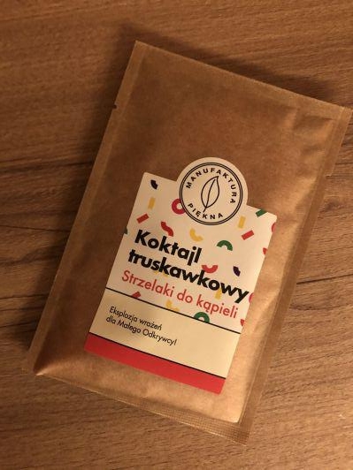 Manufaktura Piękna Strzelaki do kąpieli, Koktajl truskawkowy