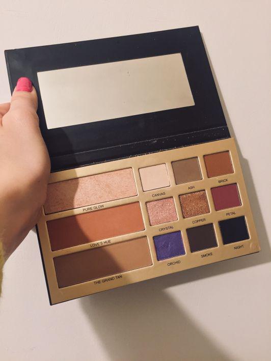 Makeup Revolution Paleta cieni, Maxineczka Beauty Legacy