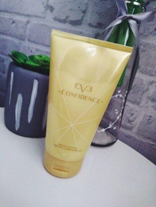 Avon Balsam do ciała, Eve Confidence