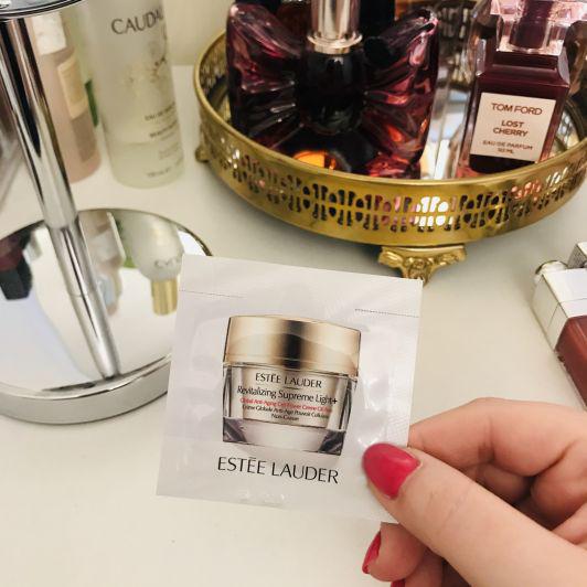 Estee Lauder Krem do twarzy, Przeciwzmarszczkowy, Revitalizing Supreme Light+