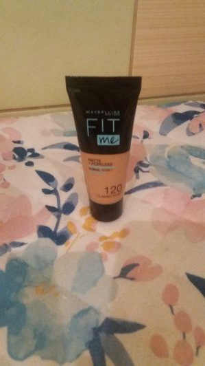 Maybelline Fit me! Podkład do twarzy, Matujący i wygładzający pory, nr 120 Classic Ivory