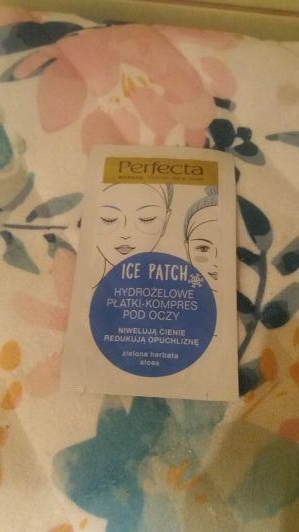 Perfecta Ice Patch, Hydrożelowe płatki kompres pod oczy przeciw cieniom i opuchliźnie, Zielona herbata i aloes