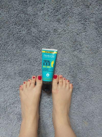 Perfecta Total S.O.S., Zmiękczające Skarpetki, Krem-kompres do stóp i zrogowaciałych pięt