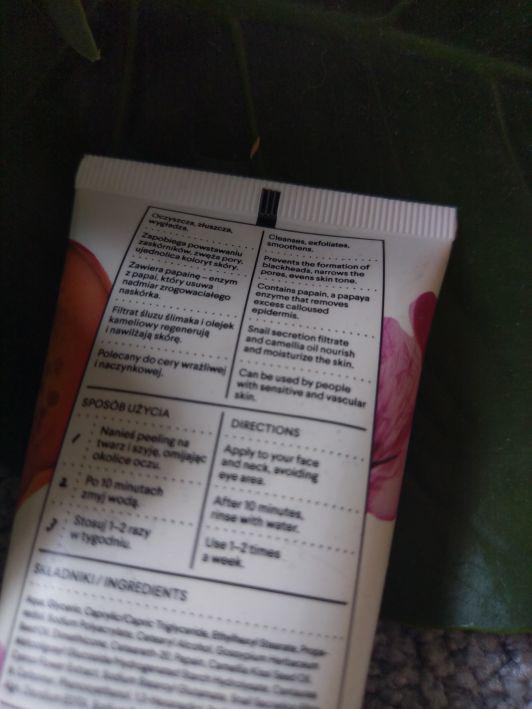 Vis Plantis Peeling do twarzy, Enzymatyczny, Filtrat że śluzu ślimaka + papaja + olejek kameliowy