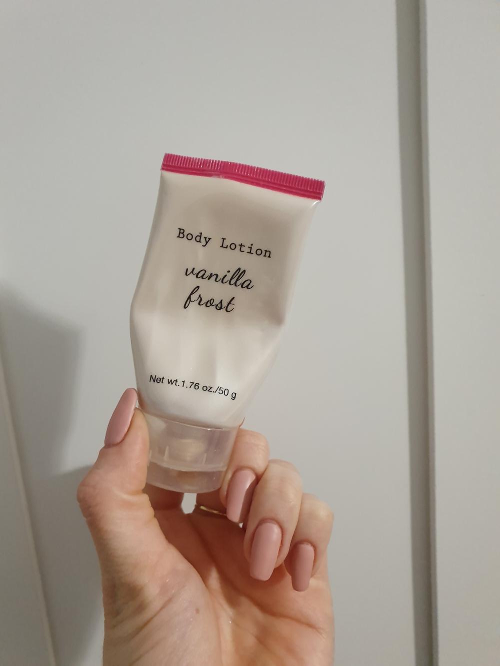 akcja denkowanie! grudzień - kosmetyki w świątecznych opakowaniach i świątecznych kolorach 🎄❄️⛄🎀🎁🎅