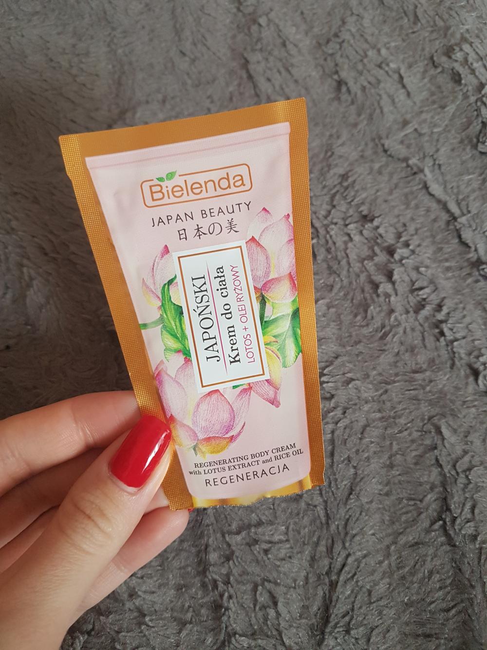 akcja denkowanie! grudzień - kosmetyki w świątecznych opakowaniach i świątecznych kolorach 🎄❄️⛄🎀🎁🎅