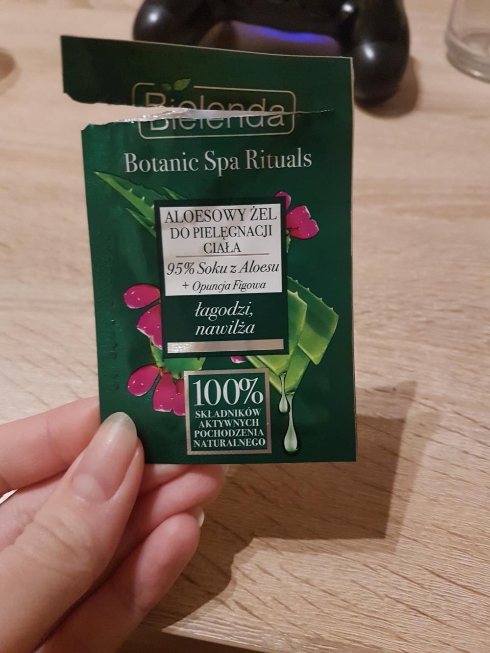 akcja denkowanie! grudzień - kosmetyki w świątecznych opakowaniach i świątecznych kolorach 🎄❄️⛄🎀🎁🎅