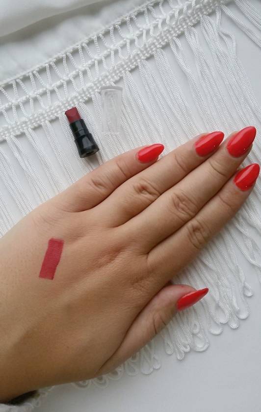 kosmetyki probki avon