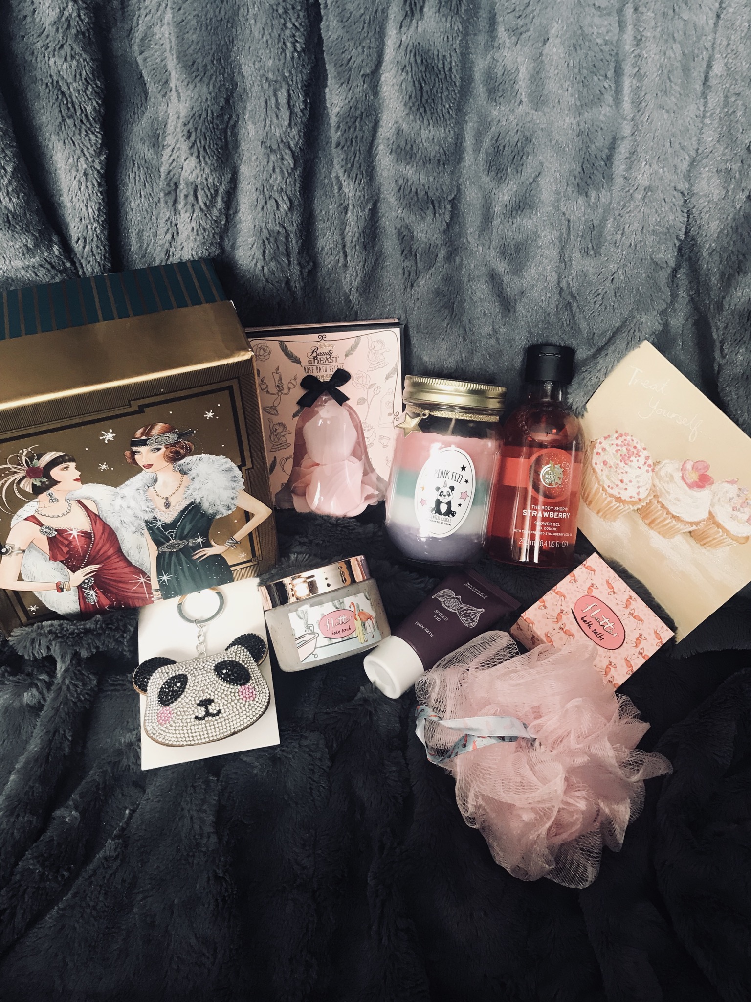 ✩ Kalendarz urodzinowy Clouders ✩