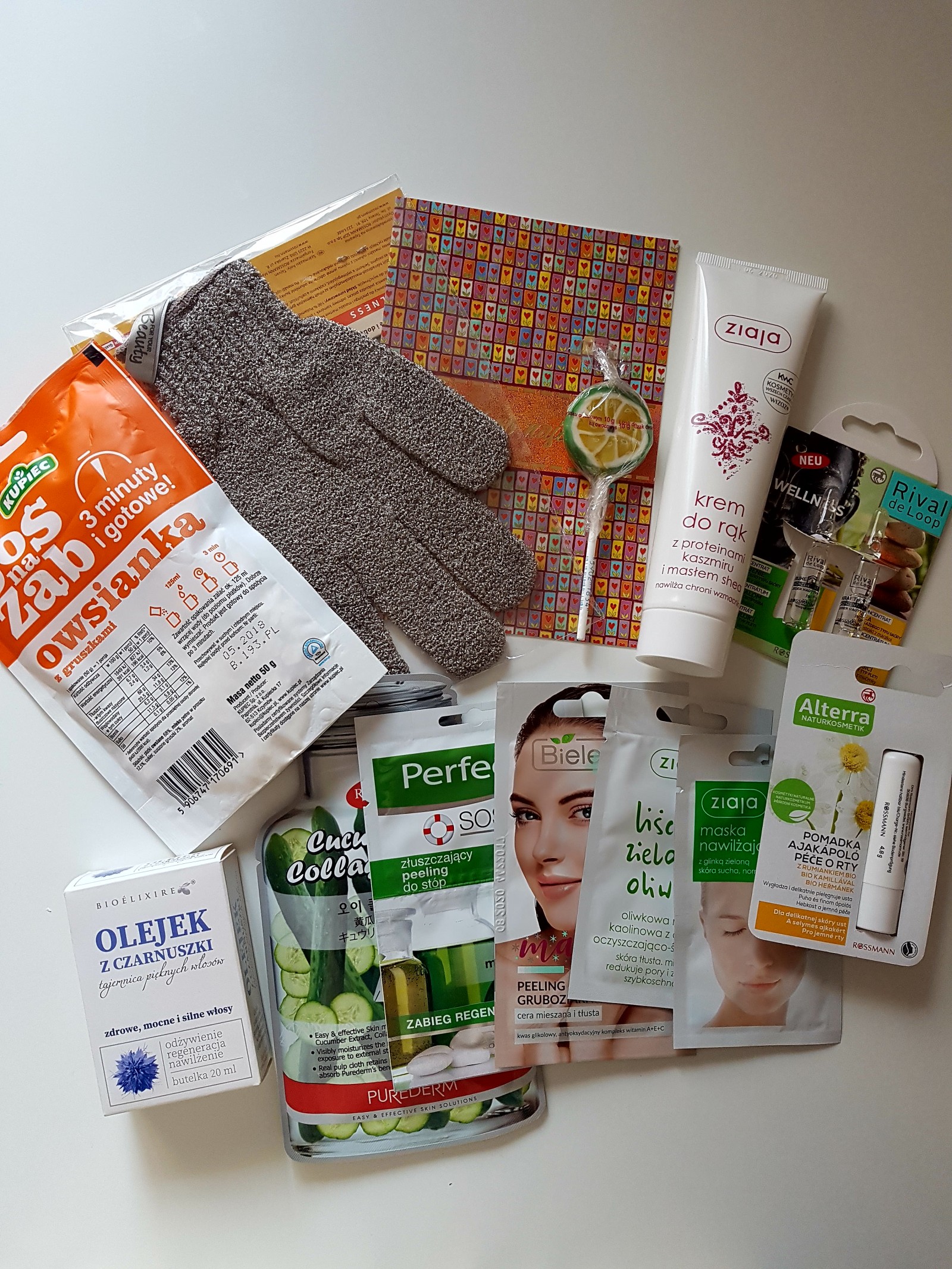 ✩ Kalendarz urodzinowy Clouders ✩