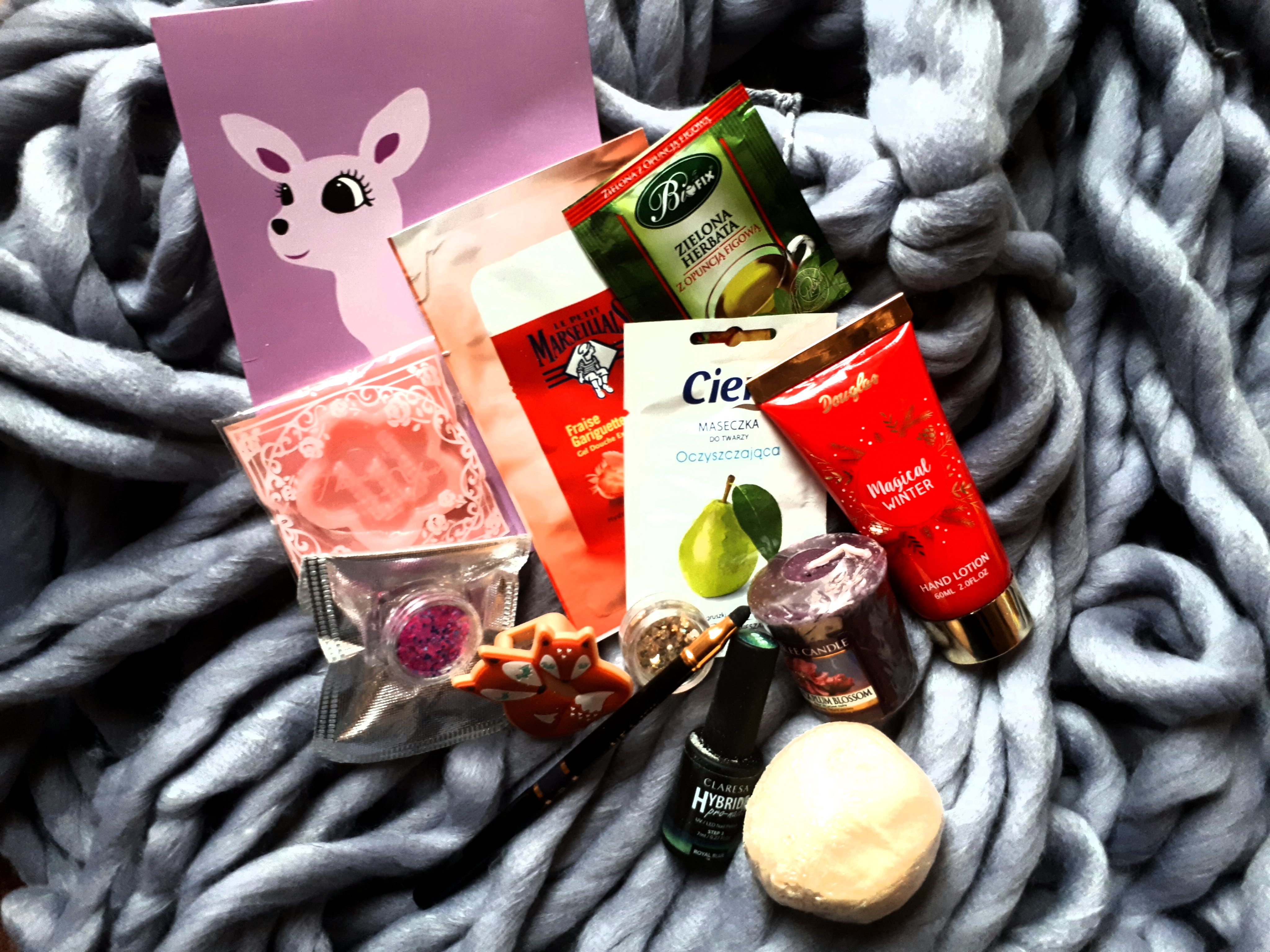 ✩ Kalendarz urodzinowy Clouders ✩