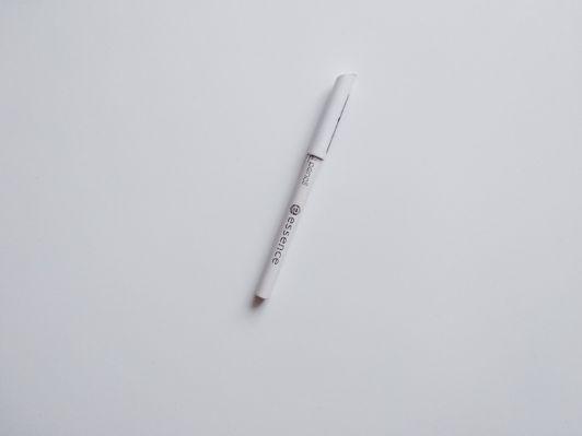 Essence Kajal Pencil, Kredka do oczu, nr 04 white