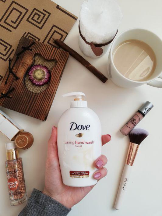 Dove Płyn myjący, Kremowy, Caring Hand Wash, Fine Silk