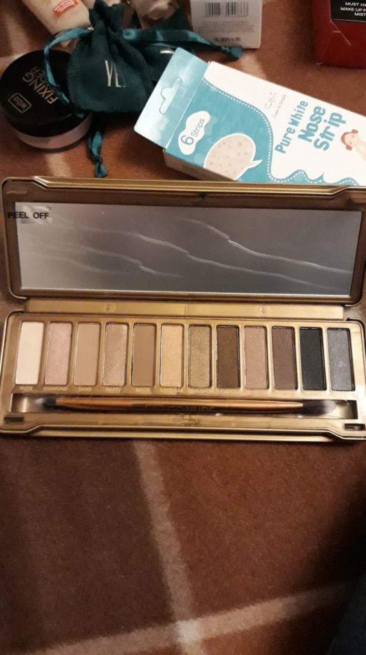 Wibo paleta sex appeal editio go nude