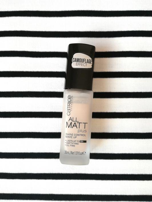 Catrice All Matt Plus, Shine Control Makeu-Up, kolor 010 Light Beige