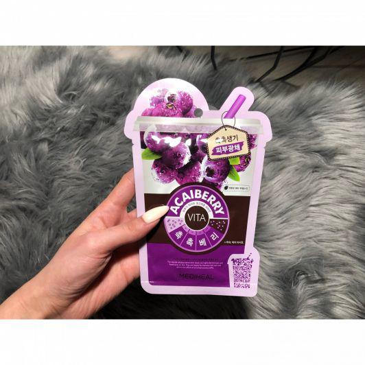 Maseczka w placie acai