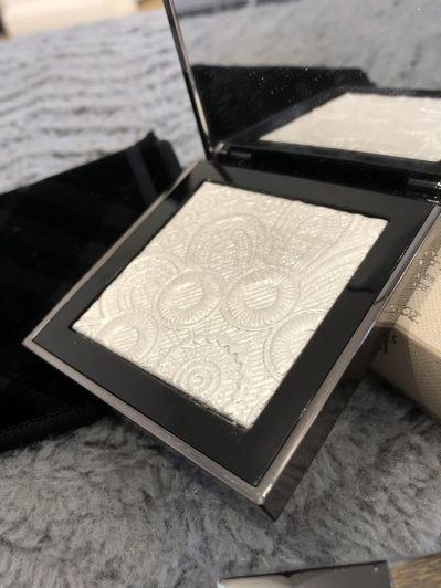 Burberry Puder rozświetlający, Fresh Glow