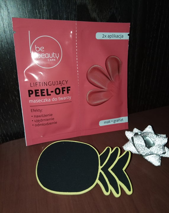 akcja denkowanie! grudzień - kosmetyki w świątecznych opakowaniach i świątecznych kolorach 🎄❄️⛄🎀🎁🎅