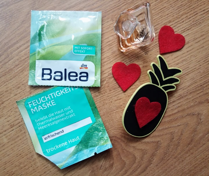 akcja denkowanie! grudzień - kosmetyki w świątecznych opakowaniach i świątecznych kolorach 🎄❄️⛄🎀🎁🎅