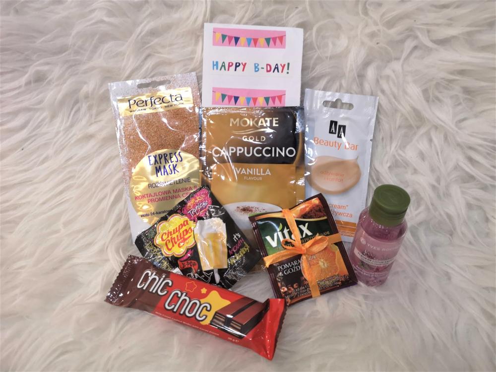 ✩ Kalendarz urodzinowy Clouders ✩