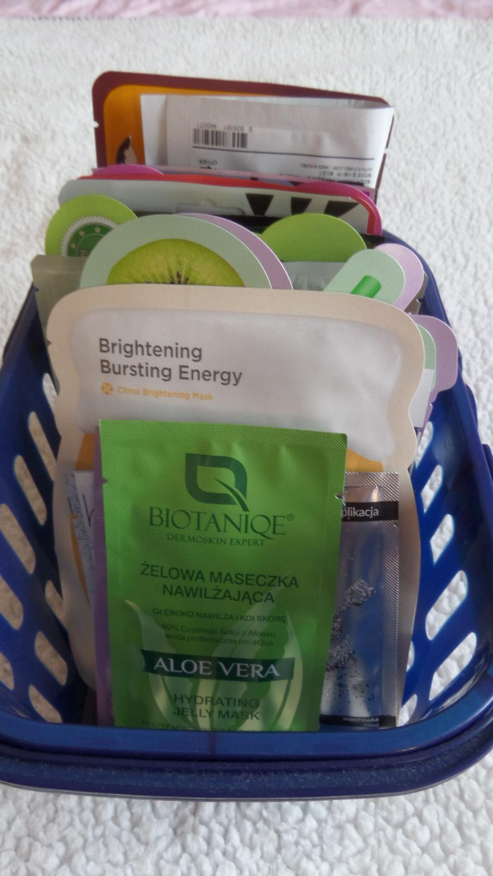 akcja denkowanie! grudzień - kosmetyki w świątecznych opakowaniach i świątecznych kolorach 🎄❄️⛄🎀🎁🎅