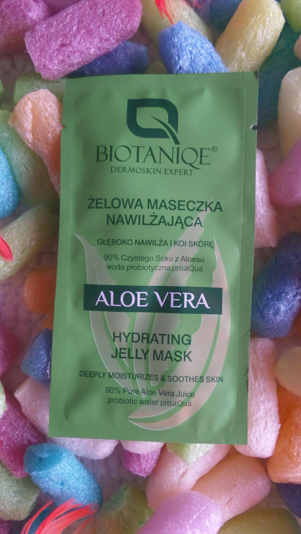 akcja denkowanie! grudzień - kosmetyki w świątecznych opakowaniach i świątecznych kolorach 🎄❄️⛄🎀🎁🎅