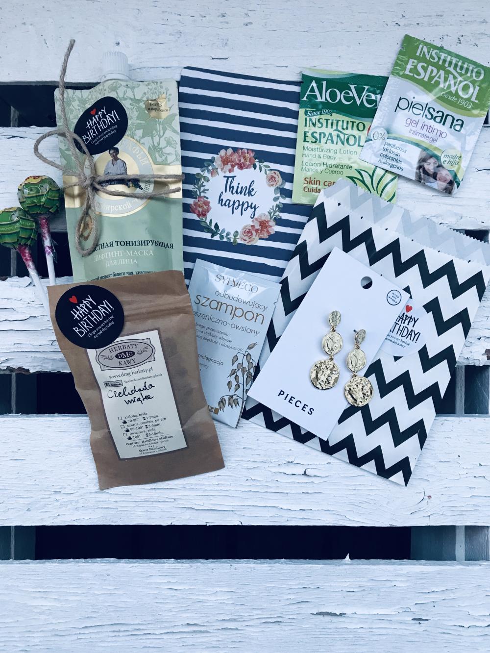 ✩ Kalendarz urodzinowy Clouders ✩