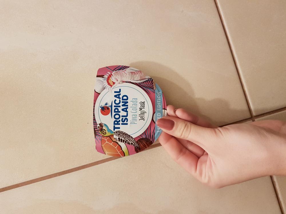 akcja denkowanie! grudzień - kosmetyki w świątecznych opakowaniach i świątecznych kolorach 🎄❄️⛄🎀🎁🎅