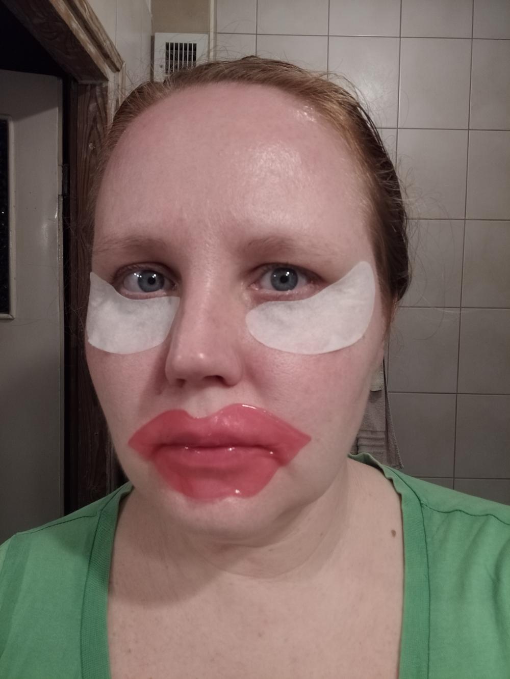 akcja denkowanie! grudzień - kosmetyki w świątecznych opakowaniach i świątecznych kolorach 🎄❄️⛄🎀🎁🎅