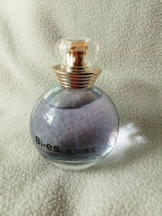 kosmetyki perfumy bies