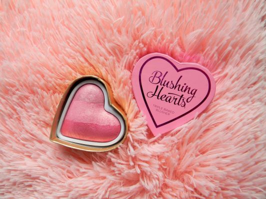 kosmetyki roze makeup revolution