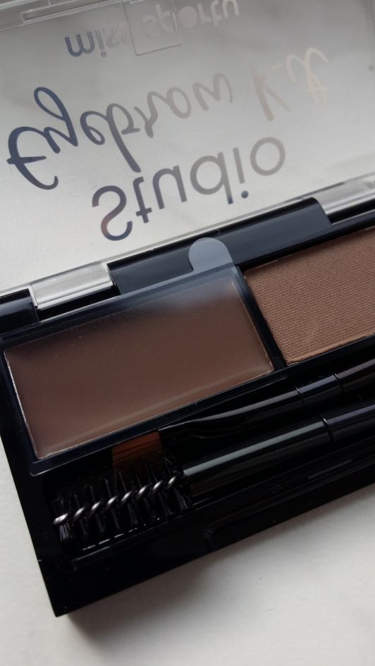 kosmetyki eyelinery kredki do oczu i brwi miss sporty