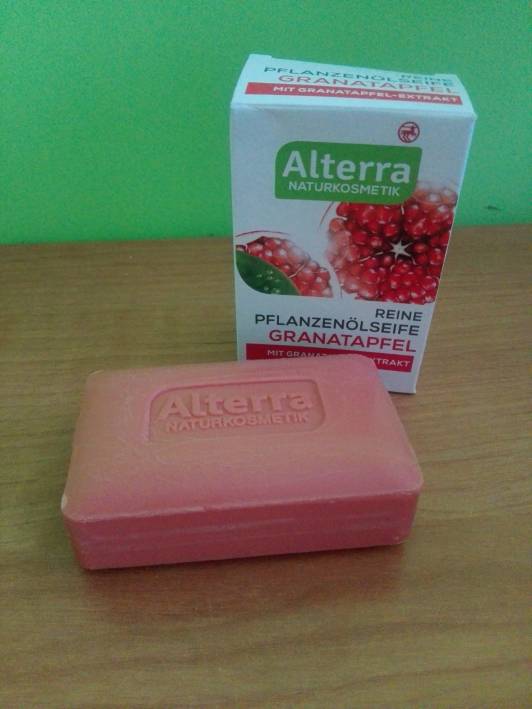 alterra mydlo w kostce granat