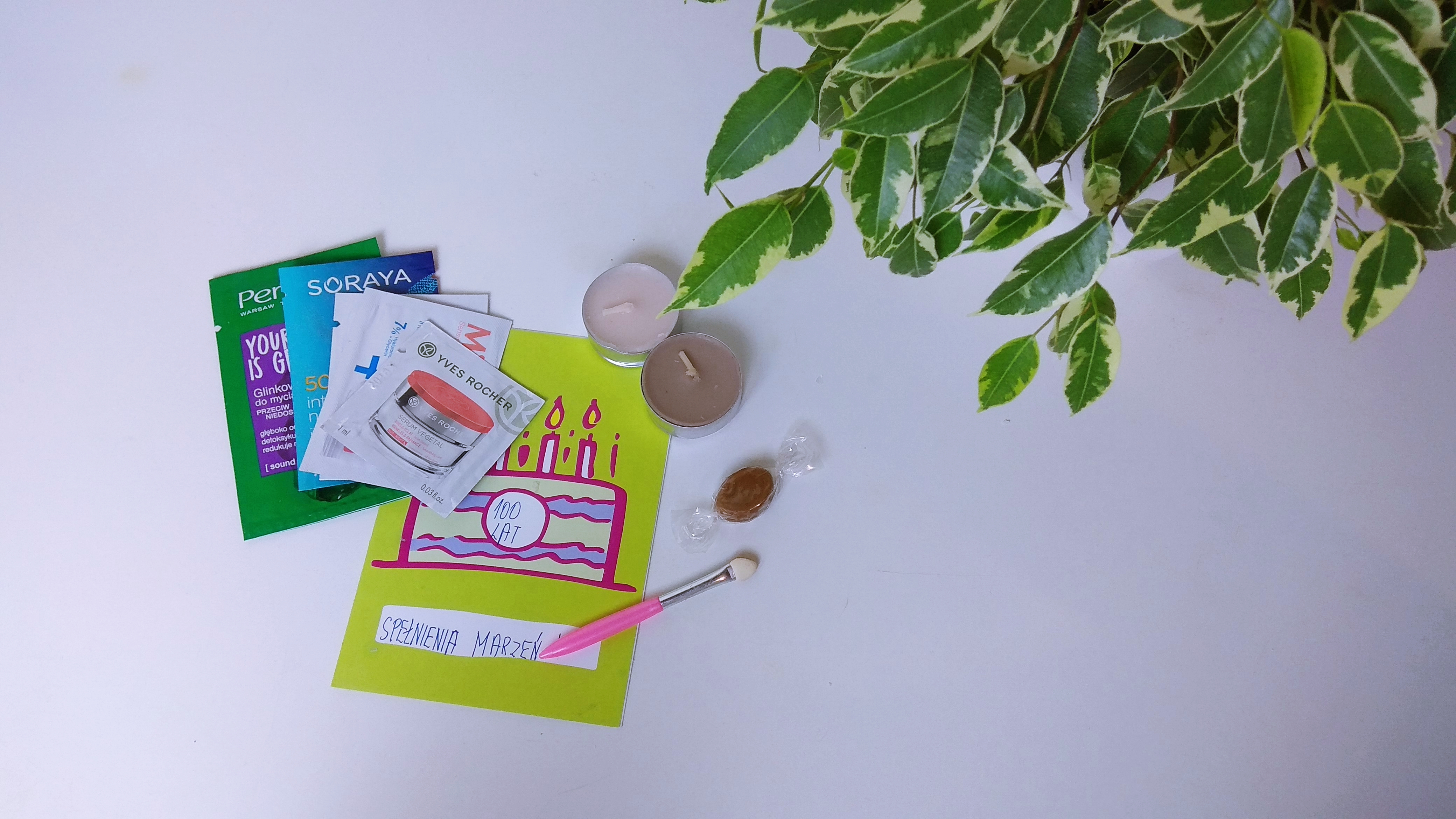 ✩ Kalendarz urodzinowy Clouders ✩