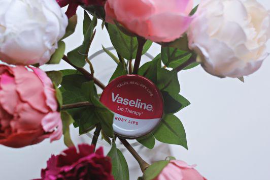 Vaseline Lip Therapy, Rosy Lips (wazelina do ust z olejkiem różanym)