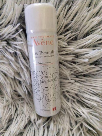 Avene woda termalna