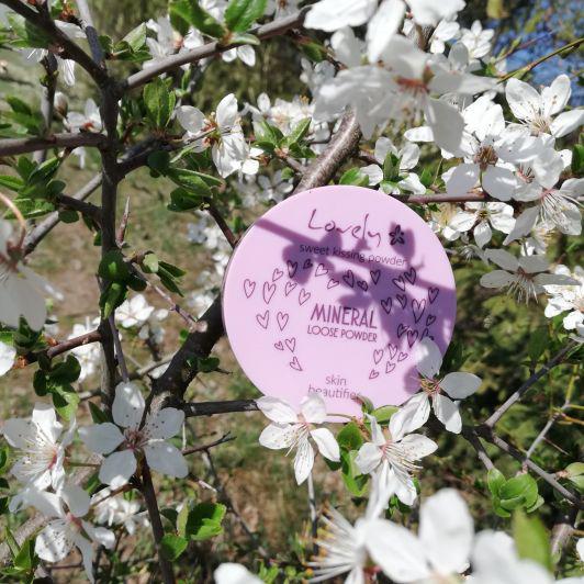 Lovely Puder do twarzy, Mineralny, Sypki, Mineral loose powder