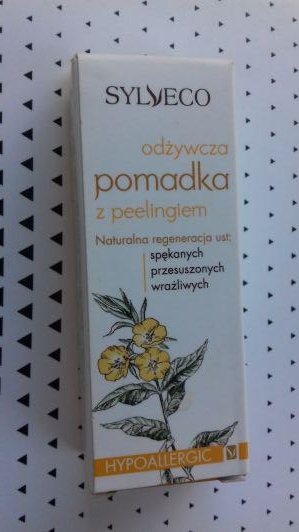 Sylveco: odżywcza pomadka z peelingiem 