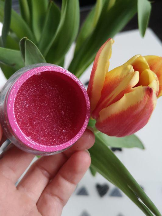 Evree Sugar Lips, Cukrowy peeling do ust, Poziomka