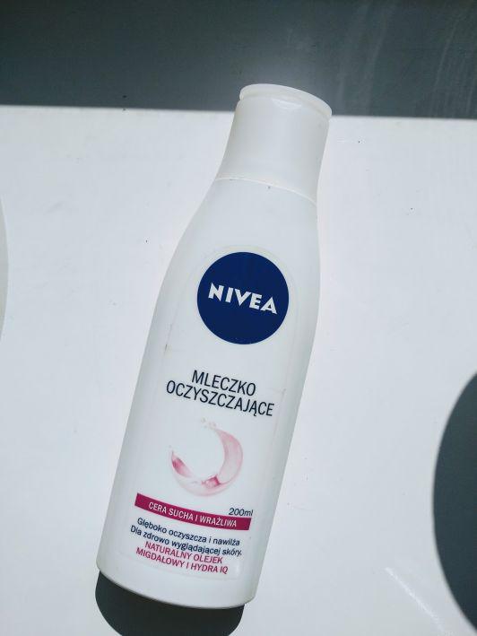 Nivea Mleczko oczyszczające do demakijażu, Cera sucha i wrażliwa