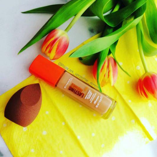 Rimmel Lasting Radiance, Podkład do twarzy, Anti-Pollution Foundation, Rozświetlający, nr 200 Soft Beige