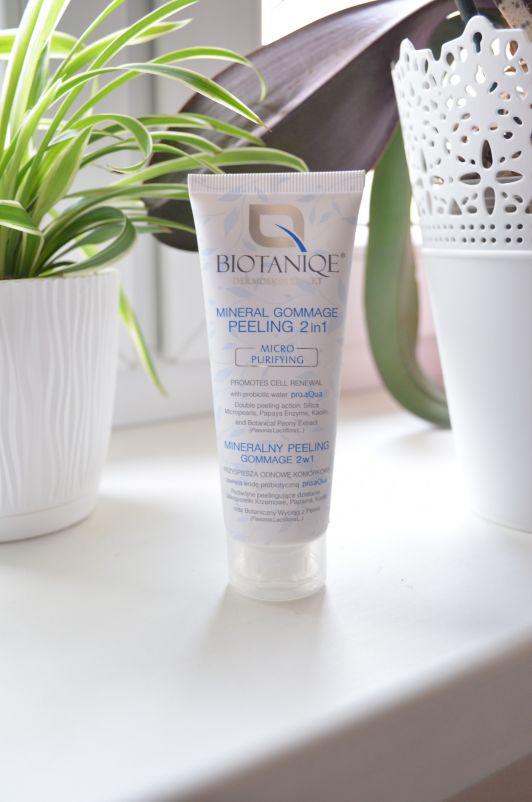 Biotaniqe Peeling do twarzy 2 w 1, Mineralny, Przyspiesza odnowę komórkową, Mineral Gommage Peeling, Micro Purifying
