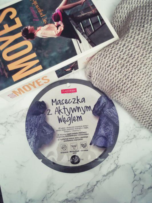 Maska do twarzy w płacie z węglem aktywnym